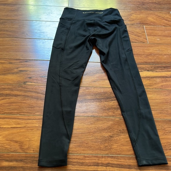 Black Victoria Secret leggings - Picture 2 of 7